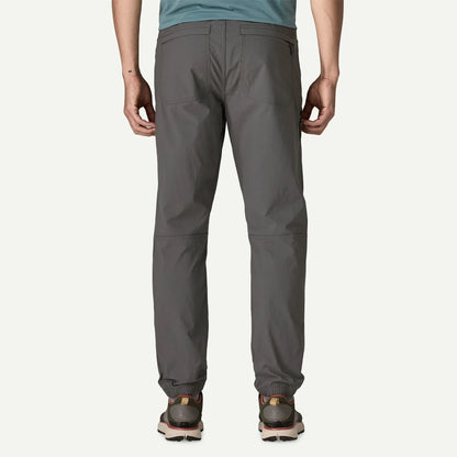 Men's Quandary Joggers - US 8014