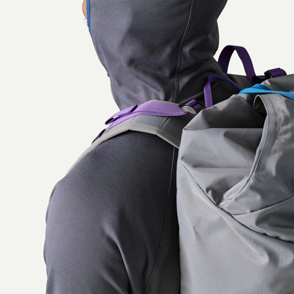 Men's R1® Ultralight Hoody - US 4525