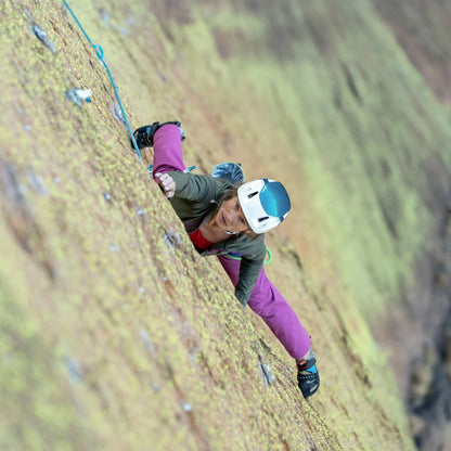 Women's R1® Ultralight Hoody - US 8171