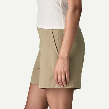 Women's Roamwith Shorts - US 1680
