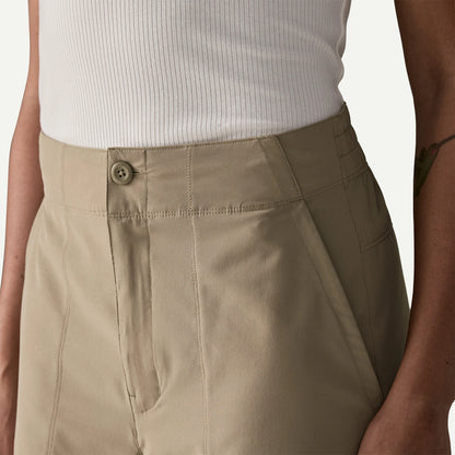 Women's Roamwith Shorts - US 4323