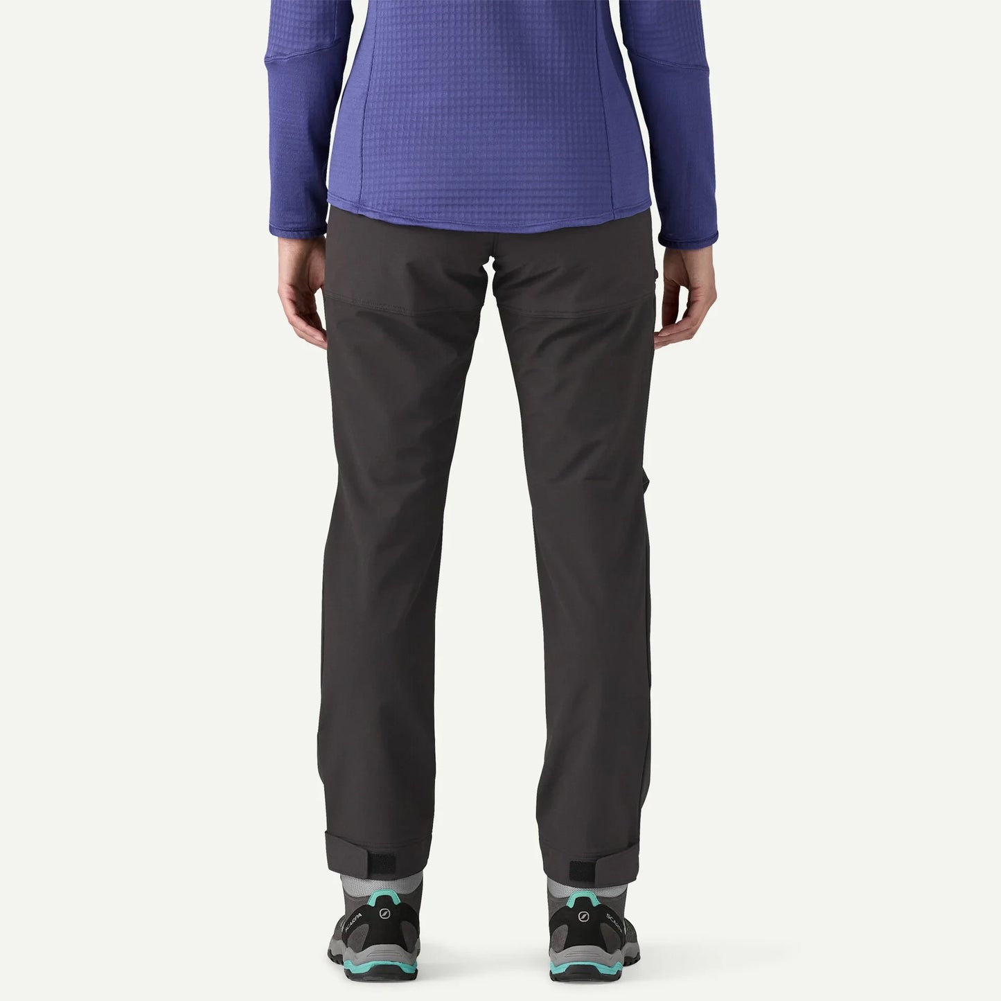 Women's Terravia Peak Pants - Short - US 2348