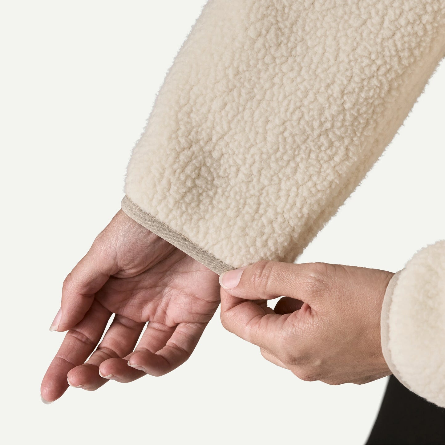 Women's Retro Pile Marsupial Fleece Pullover - US 6887