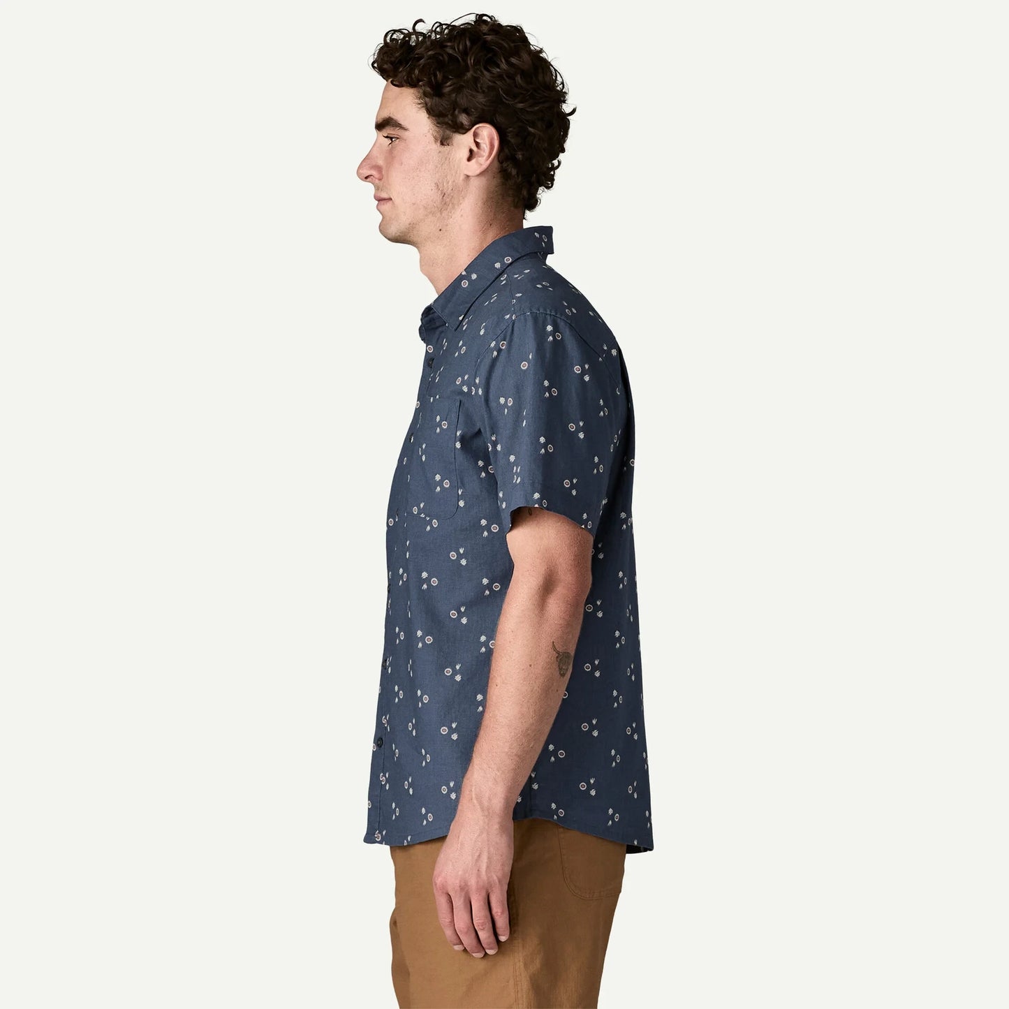 Men's Back Step Shirt - US 3818